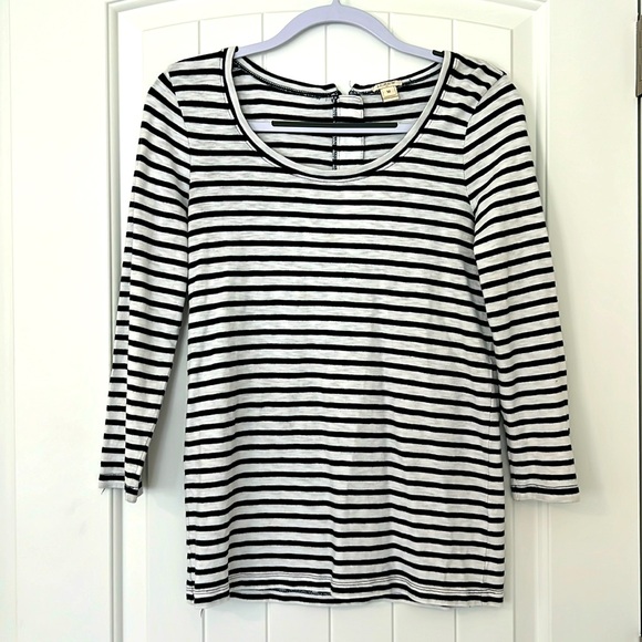 J. Crew , 3/4 sleeve, blue and white stripe. Zip in back, cotton. - Picture 1 of 8